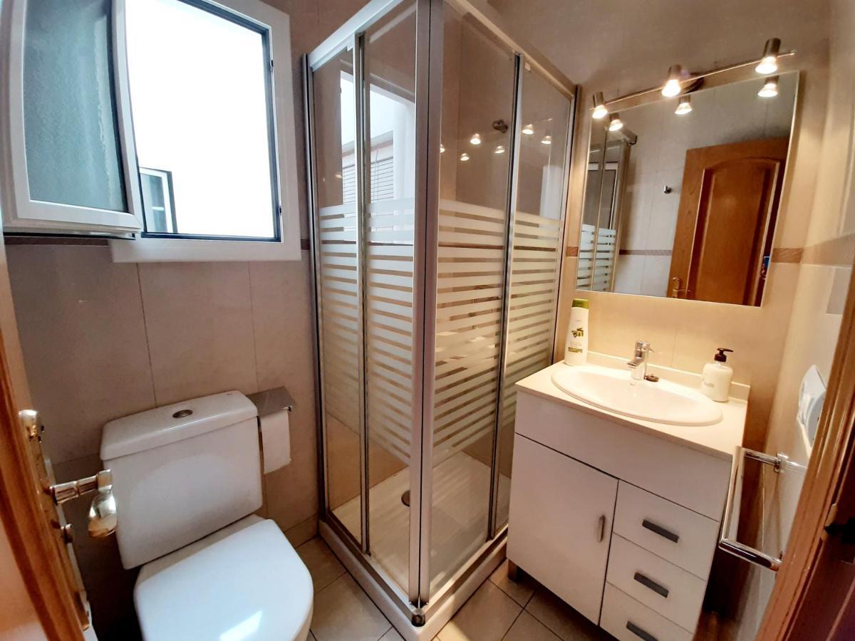 Apartamentos Franch Hospitalet De L'Infant Esterno foto